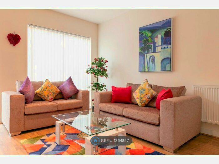 2 Bedroom Terraced House To Rent In Addenbrookes Road, Cambridge, CB2