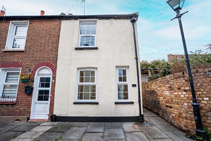 2 Bedroom Terraced House To Rent In Lydia Cottages, Wrotham Road, Gravesend, Kent, DA11
