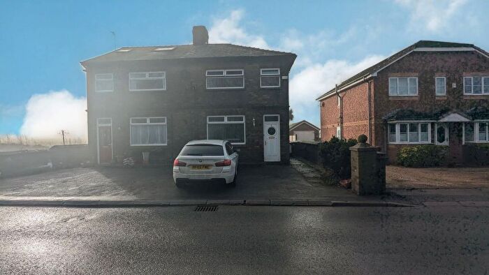 2 Bedroom Semi-Detached House For Sale In Chequer Lane, Upholland, WN8