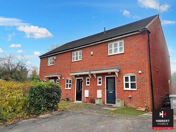 2 Bedroom Semi Detached House To Rent In Riding Close, Sale, M33