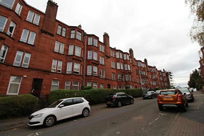 2 Bedroom Flat To Rent In Golfhill Drive, Glasgow, G31