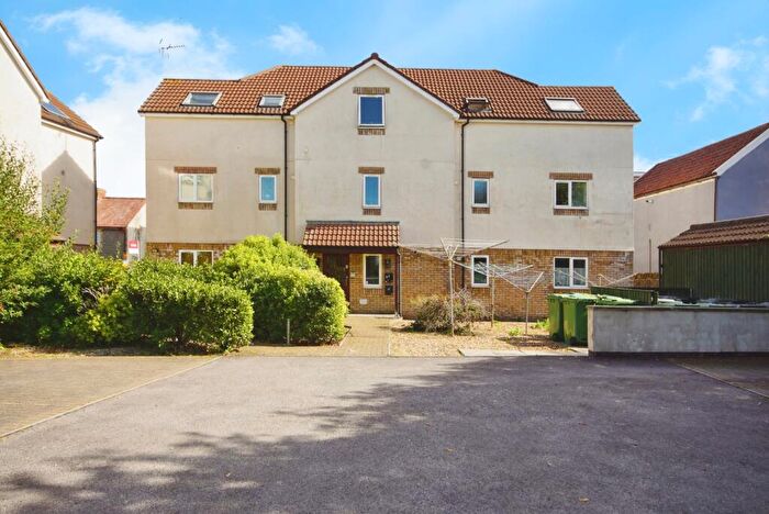 1 Bedroom Flat For Sale In Leicester Square, Soundwell, Bristol, BS16