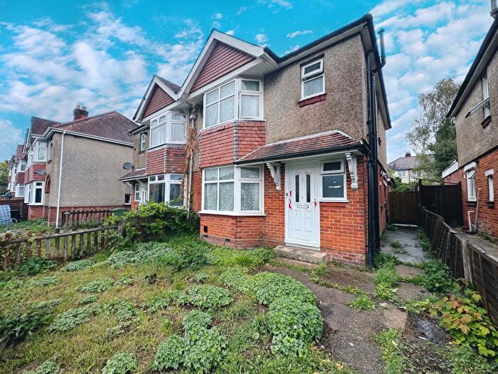 5 Bedroom House To Rent In Burgess Road, Southampton, SO16