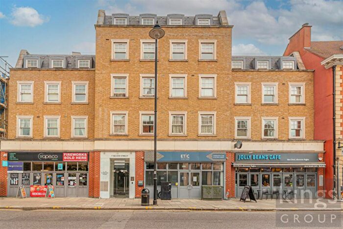 2 Bedroom Flat For Sale In Silver Street, Enfield, EN1