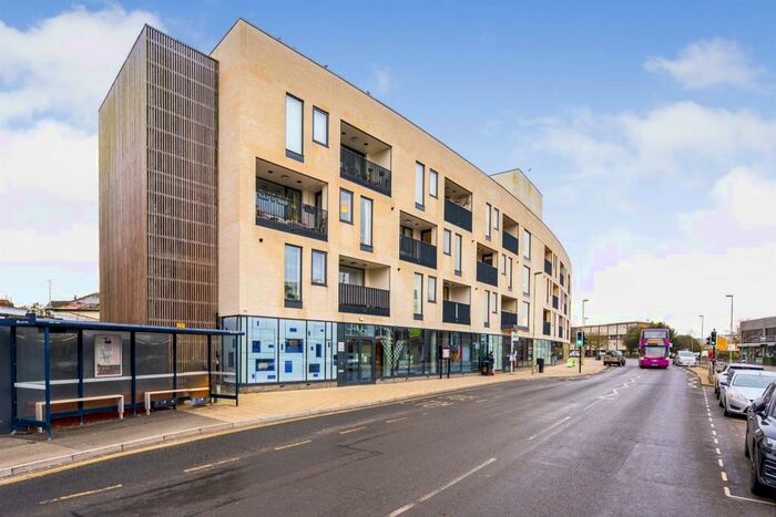 2 Bedroom Apartment To Rent In Barns Road, Oxford, OX4