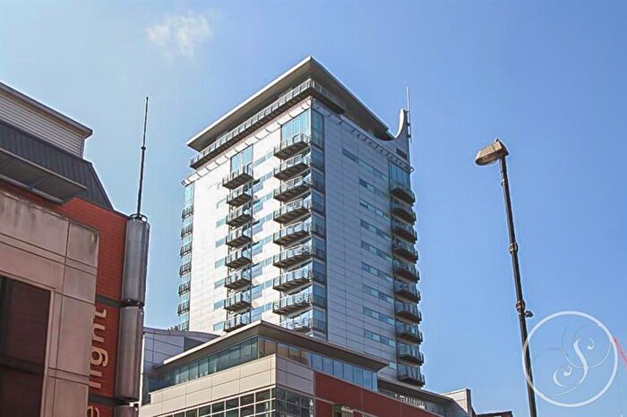 2 Bedroom Flat To Rent In Albion Street, Leeds, LS2