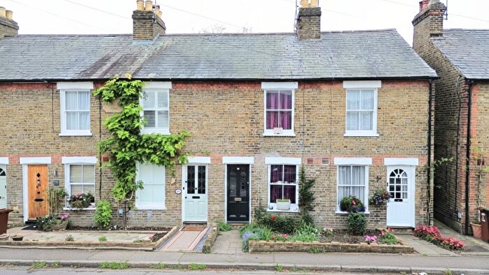 2 Bedroom Terraced House For Sale In Norfolk Road, Rickmansworth, WD3