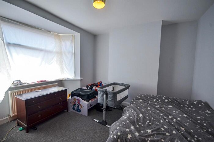 2 Bedroom Flat For Sale In Frobisher Street, Hebburn, NE31