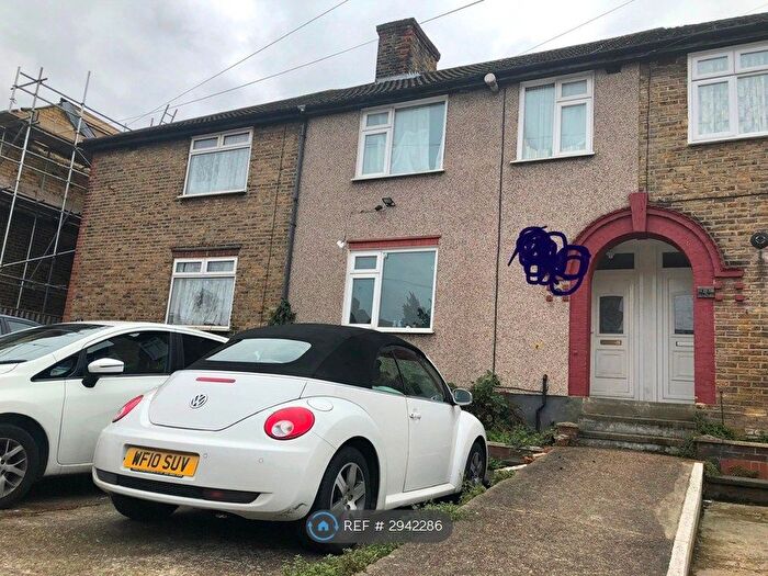 3 Bedroom Terraced House To Rent In Whitehill Road, Crayford, Dartford, DA1