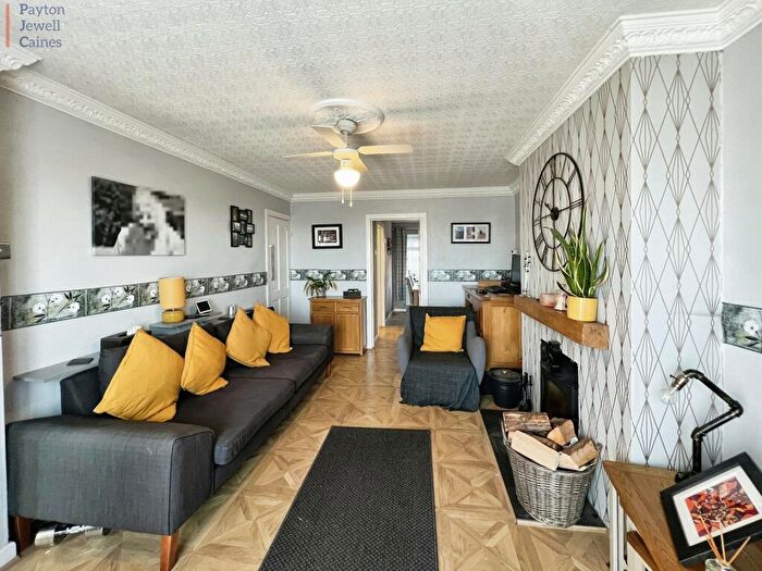 3 Bedroom Semi-Detached House For Sale In Wells Close, Baglan, Port Talbot, Neath Port Talbot., SA12