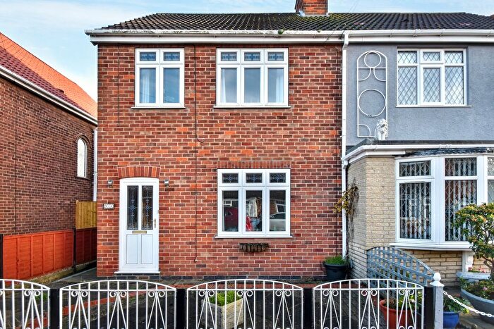 3 Bedroom Terraced House For Sale In Burlington Road, Skegness, PE25