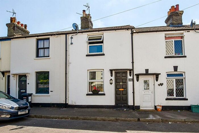 2 Bedroom Terraced House For Sale In Cork Street, Eccles, ME20