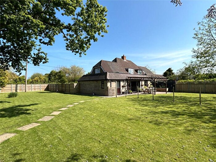 3 Bedroom Semi-Detached House For Sale In Street End Lane, Sidlesham, Chichester, PO20