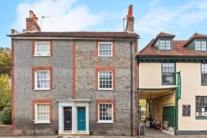 3 Bedroom Town House For Sale In Lewes, East Sussex, BN7