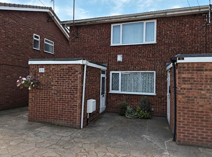 1 Bedroom Maisonette For Sale In Marine Drive, Perry Barr, Birmingham, B44