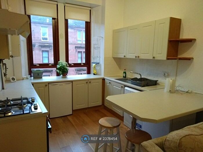 2 Bedroom Flat To Rent In White Street, Glasgow, G11