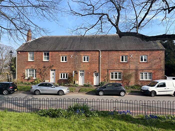3 Bedroom Terraced House For Sale In Eastry, CT13