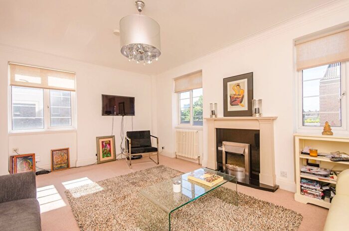 Studio To Rent In Pembroke Road, Kensington, London, W8