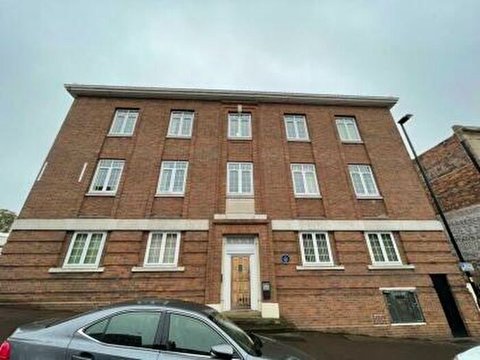 Flat To Rent In Blackwell Street, Kidderminster, Worcestershire, DY10