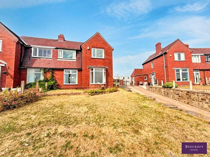 3 Bedroom Semi-Detached House For Sale In Doncaster Road, Barnsley, S71
