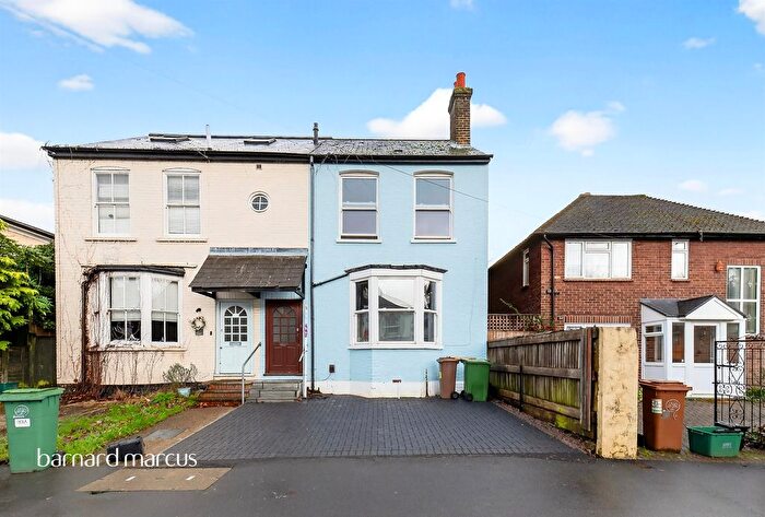 2 Bedroom Semi Detached House For Sale In Waterloo Road, Sutton, SM1