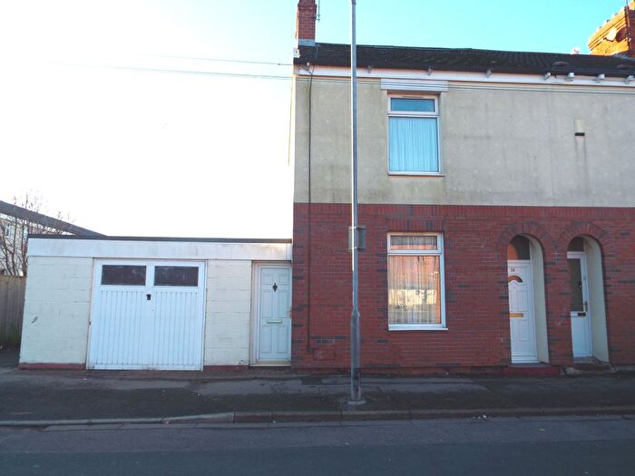 2 Bedroom End Of Terrace House To Rent In Redbourne Street, Hull, HU3