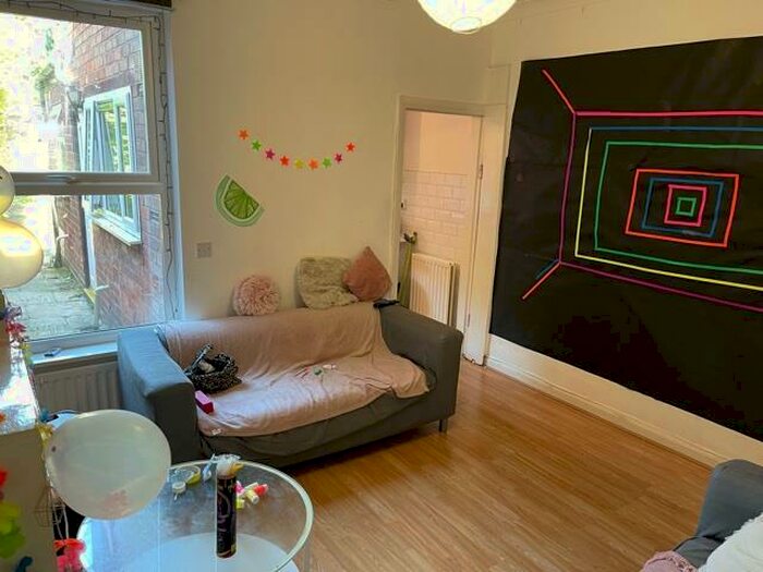 4 Bedroom Terraced House To Rent In Dawlish Road, Selly Oak, Birmingham, B29