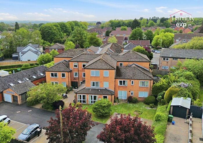 2 Bedroom Flat For Sale In Heol Hir, Llanishen, Cardiff, CF14
