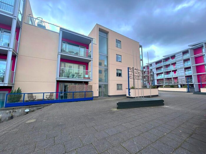 1 Bedroom Apartment To Rent In Caledonian Road, Bristol, BS1