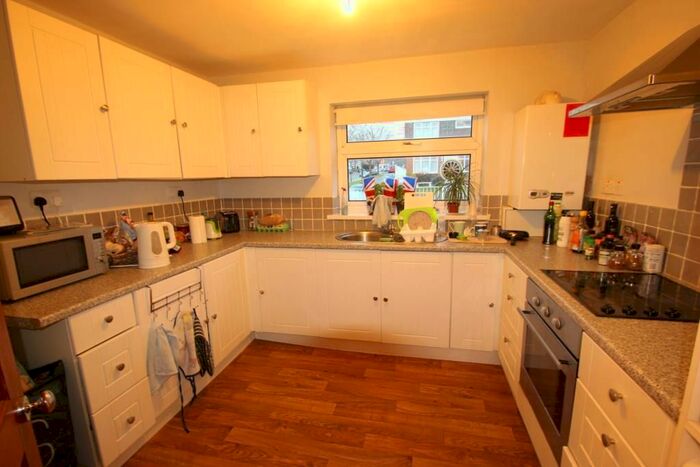 2 Bedroom Semi-Detached House To Rent In Underwood Close, Edgbaston, Birmingham, West Midlands, B15