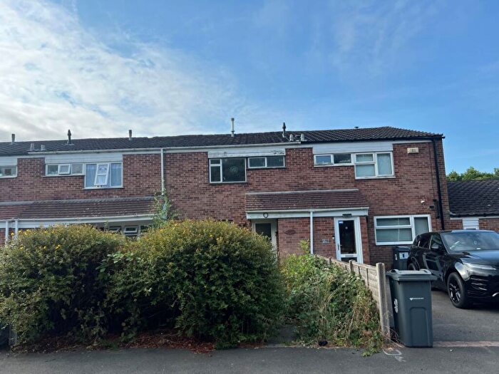 3 Bedroom Terraced House For Sale In Sommerfield Road, Quinton, Birmingham, B32
