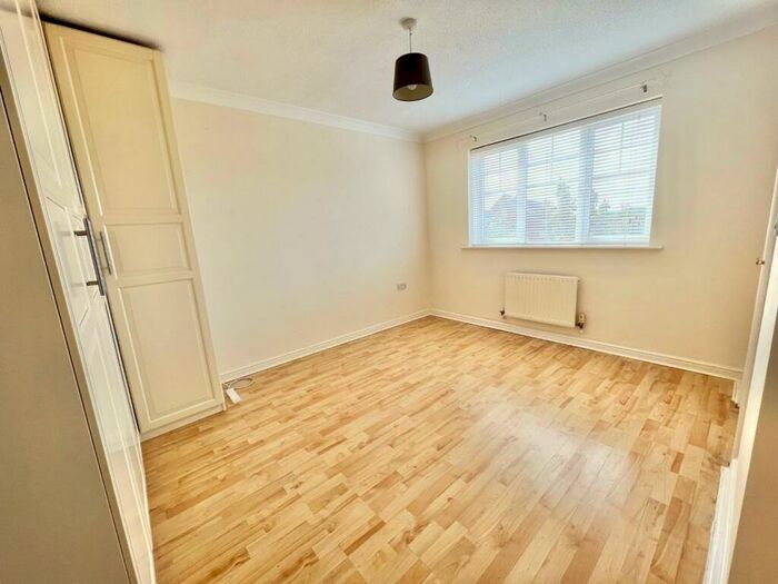 3 Bedroom Detached House For Sale In Armstrong Drive, Willington, DL15