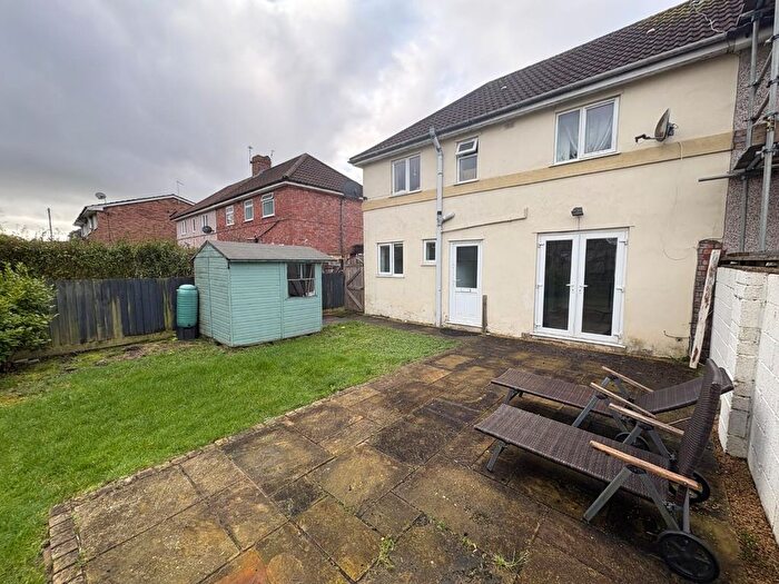 1 Bedroom Flat To Rent In Garden Flat, Rodney Road, Kingswood, Bristol, BS15