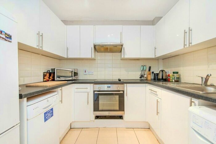 2 Bedroom Property To Rent In Boston Place, London, NW1