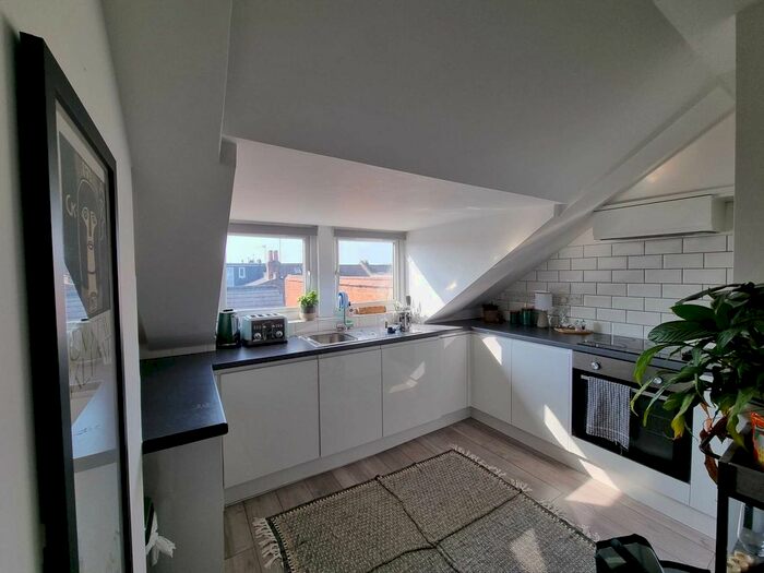 1 Bedroom Flat To Rent In Chapter Road, London, NW2