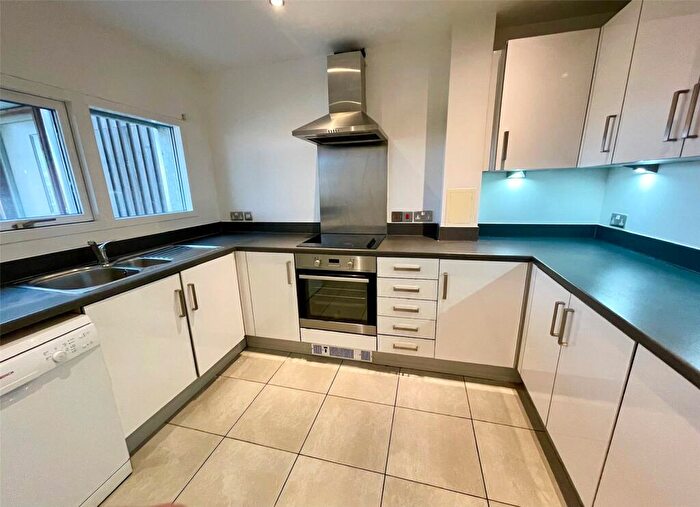 2 Bedroom Apartment To Rent In Lea House, Kidwells Close, Maidenhead, Berkshire, SL6