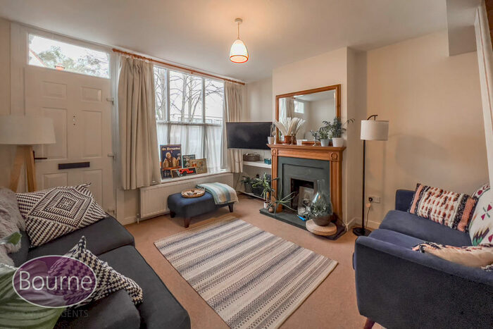 2 Bedroom Link Detached House To Rent In Church Street, Cobham, KT11