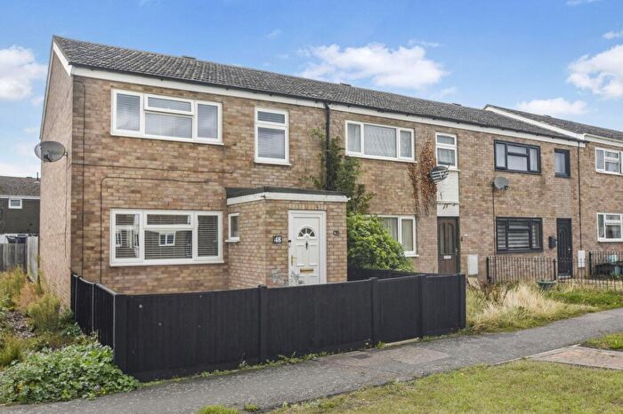 3 Bedroom End Of Terrace House For Sale In Whitehall Walk, St. Neots, PE19
