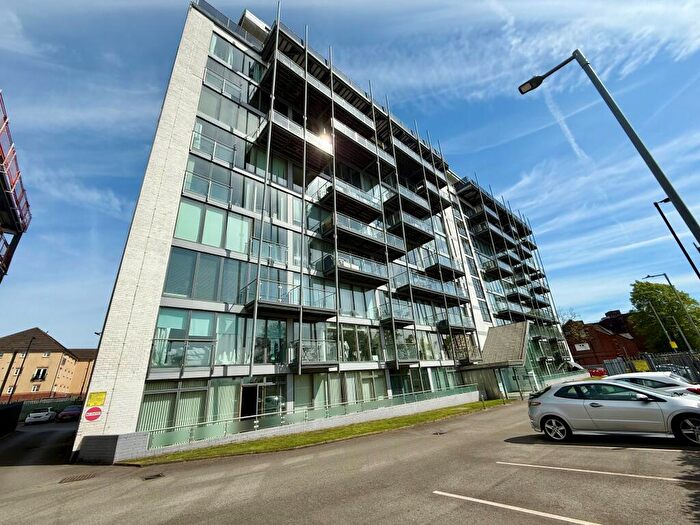 2 Bedroom Apartment To Rent In Warwickgate House, Warwick Road, M16