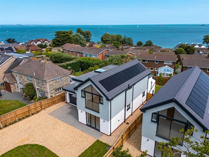4 Bedroom Detached House For Sale In Old Seaview Lane, Seaview, PO34