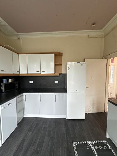 6 Bedroom Detached House To Rent In Clun Terrace, Cathays, Cardiff, CF24