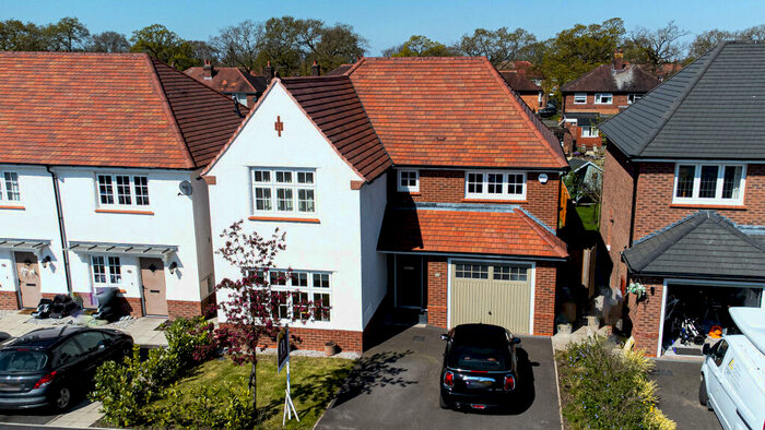 4 Bedroom Detached House To Rent In Paddock Road, Sandbach, CW11