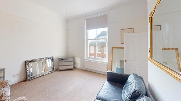 1 Bedroom Flat To Rent In Apartment C Beedham House, Derby Road, Nottingham, Nottinghamshire, NG7