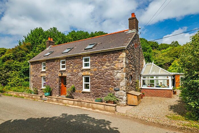 3 Bedroom Detached House For Sale In Roch, Haverfordwest, SA62