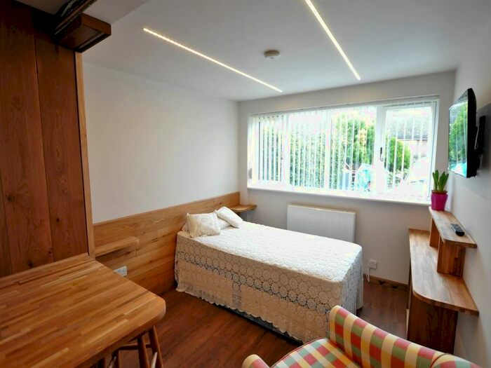 Studio To Rent In Mackerel Hall, Royston, SG8