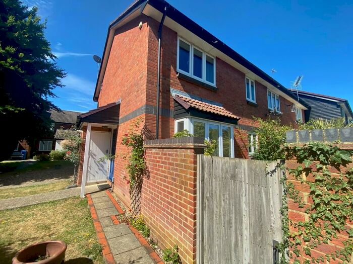 1 Bedroom Cluster House To Rent In Wythemede, Binfield, RG42