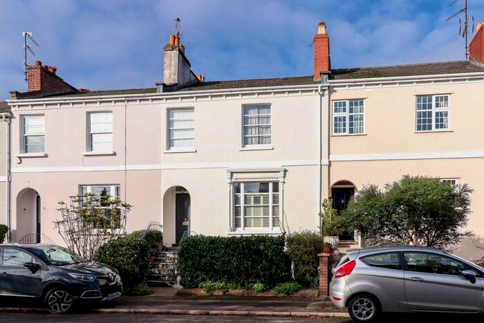 1 Bedroom Flat To Rent In Hales Road, Cheltenham, GL52