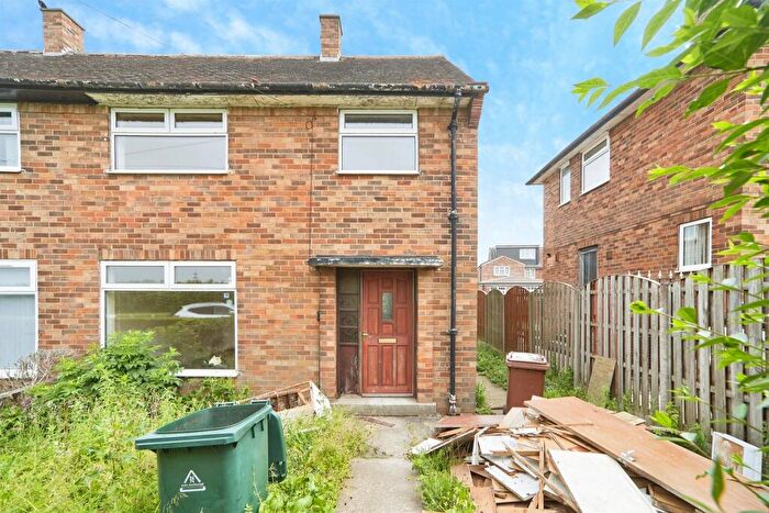 3 Bedroom Semi-Detached House For Sale In Butcher Hill, Leeds, LS16