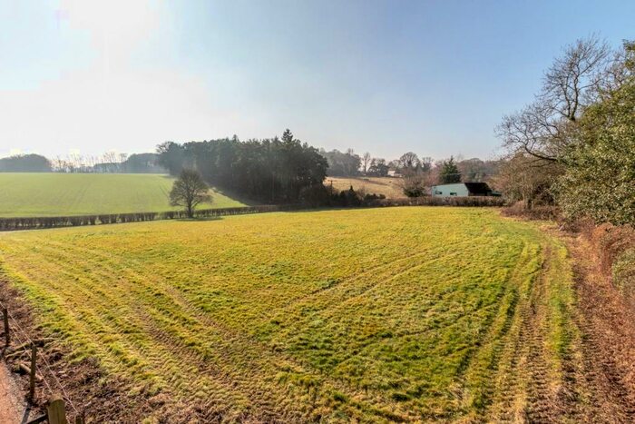 Land For Sale In Cholesbury Lane, Buckland Common, Tring, HP23