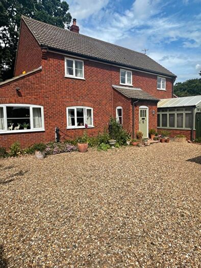 3 Bedroom Farmhouse For Sale In Southrepps Road, Antingham, NR28